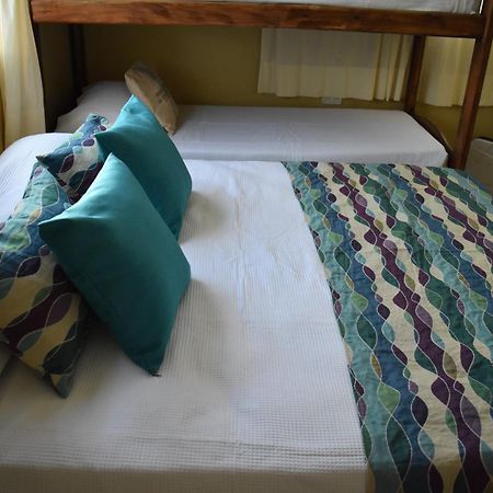 Hotel Cabanas Aparts Tierra De Glaciares 엘 칼라파테 외부 사진