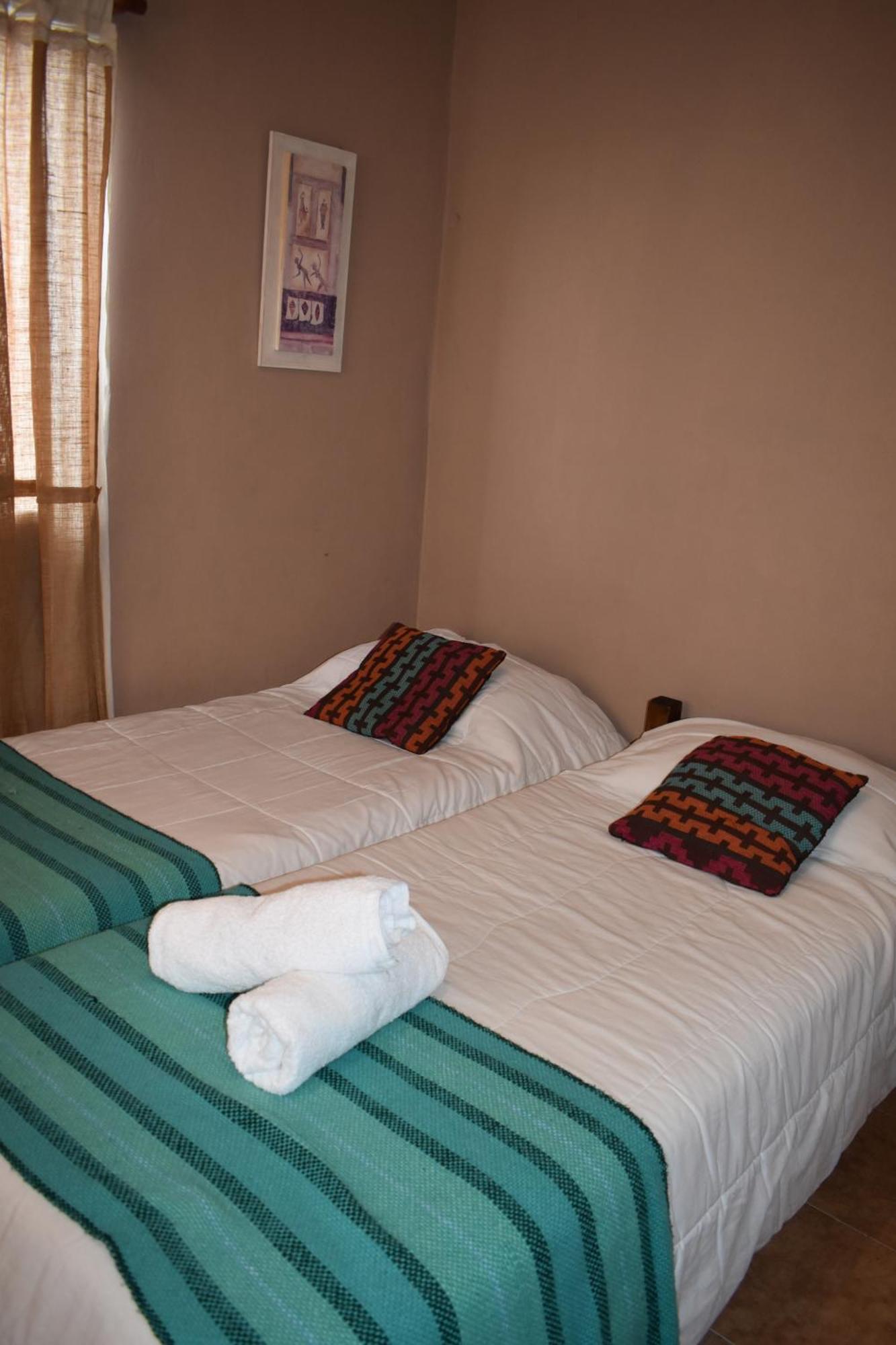 Hotel Cabanas Aparts Tierra De Glaciares 엘 칼라파테 외부 사진