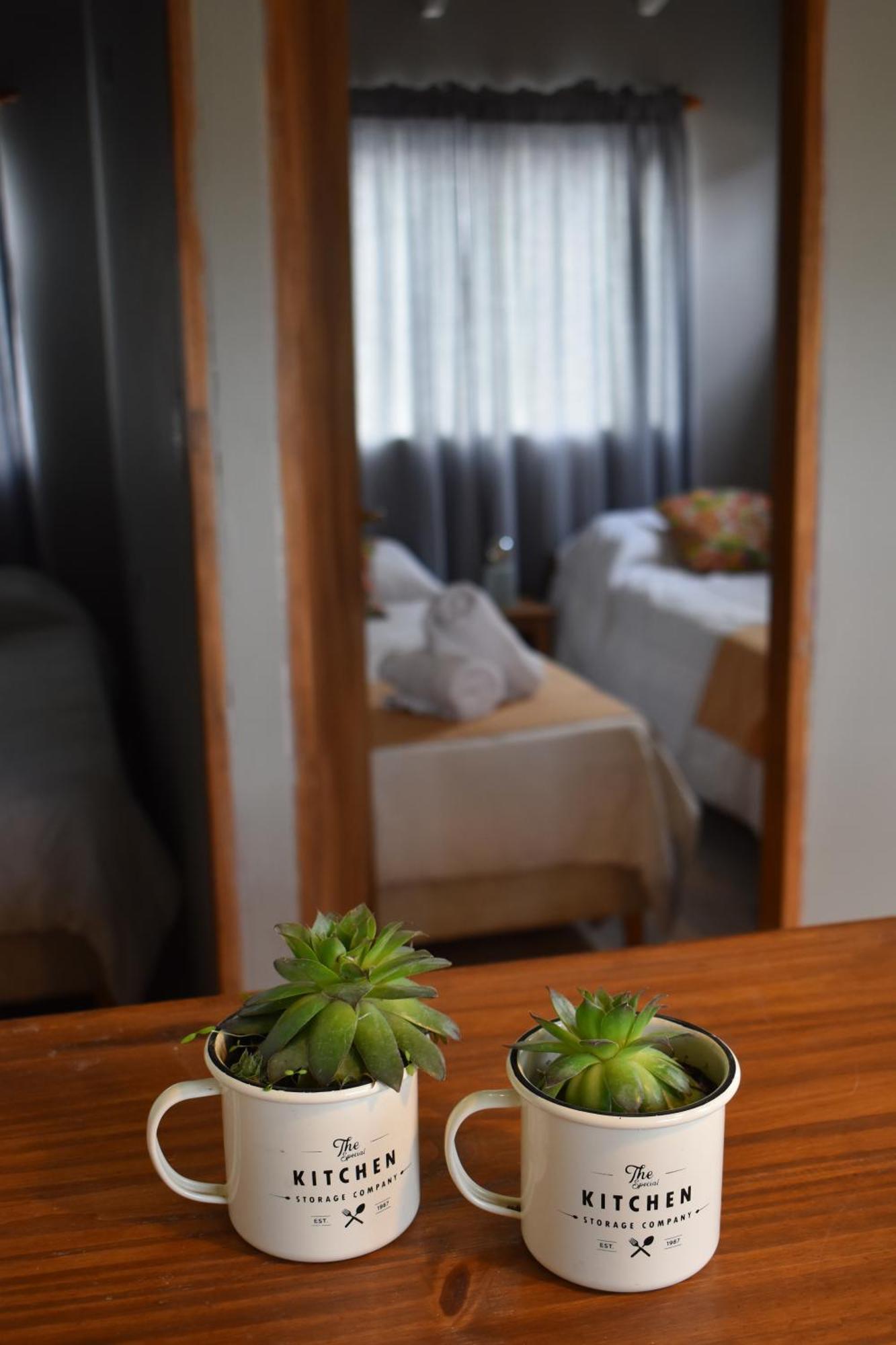 Hotel Cabanas Aparts Tierra De Glaciares 엘 칼라파테 외부 사진
