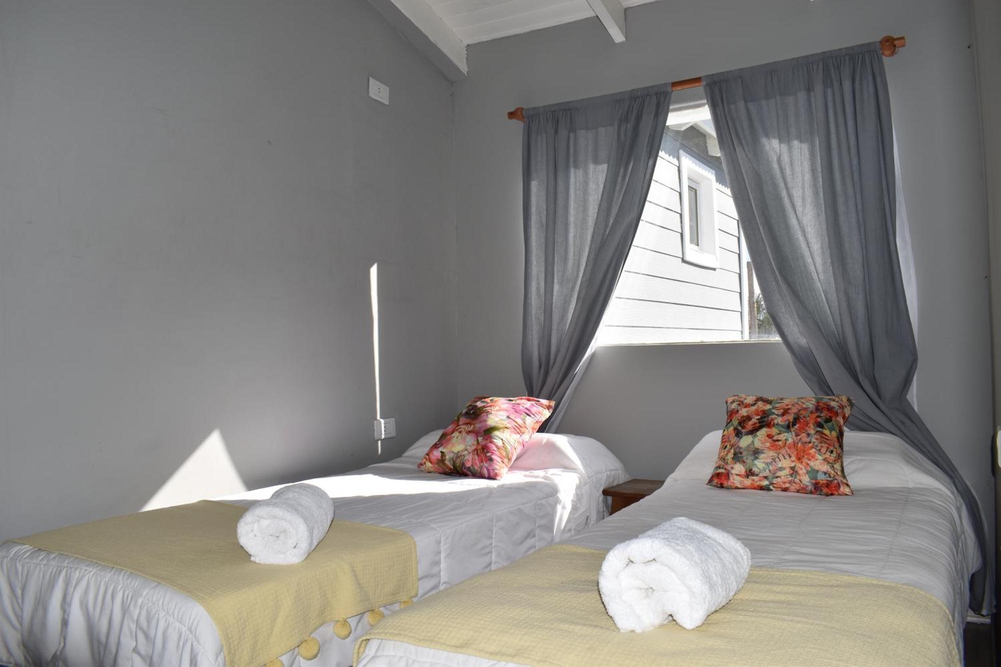 Hotel Cabanas Aparts Tierra De Glaciares 엘 칼라파테 외부 사진