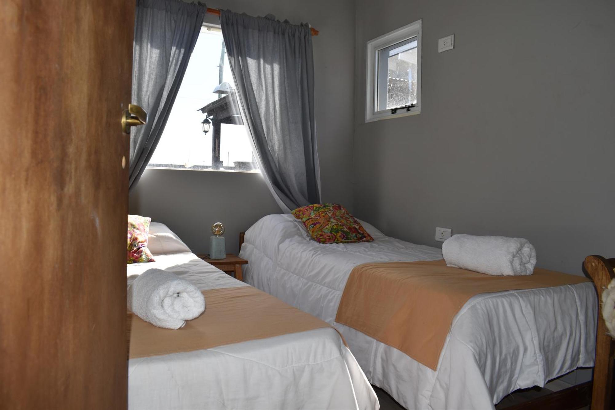 Hotel Cabanas Aparts Tierra De Glaciares 엘 칼라파테 외부 사진